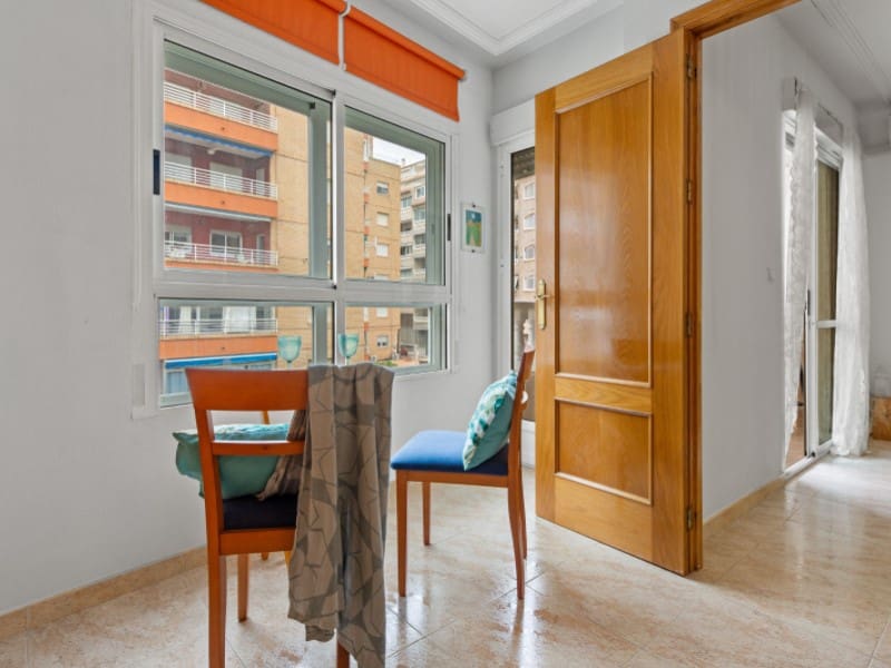 2 bedroom Apartment for sale in El Campello with garage - € 289,000 (Ref: 9824932)