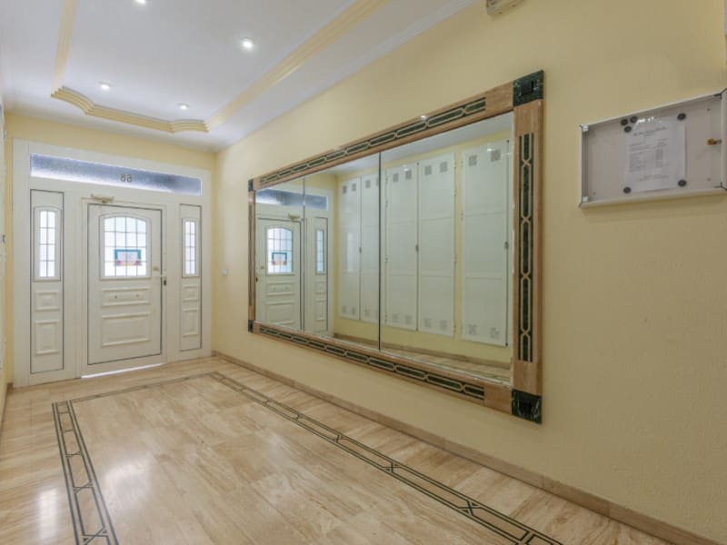 2 bedroom Apartment for sale in El Campello with garage - € 289,000 (Ref: 9824932)