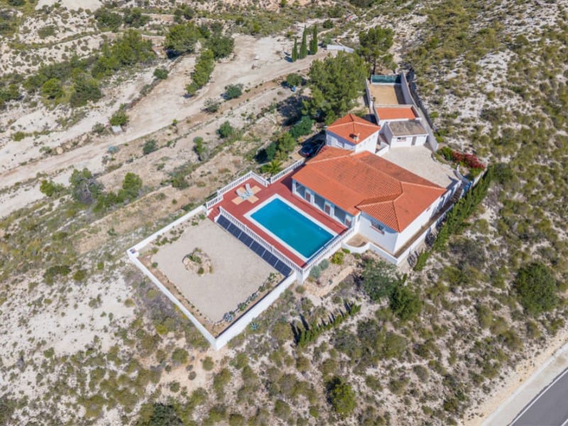 4 quarto Moradia para venda em Aguas de Busot / Aigues com piscina garagem - 750 000 € (Ref: 9843070)