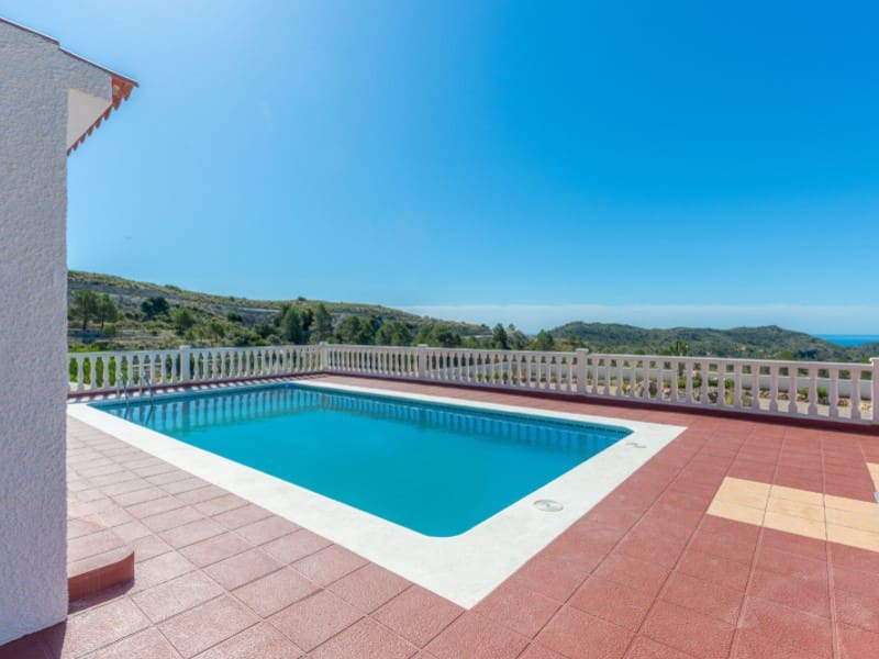 4 quarto Moradia para venda em Aguas de Busot / Aigues com piscina garagem - 750 000 € (Ref: 9843070)
