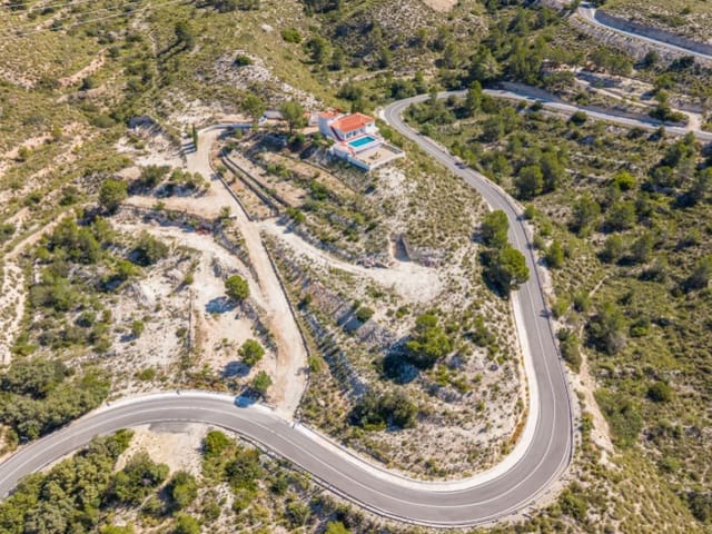 4 quarto Moradia para venda em Aguas de Busot / Aigües com piscina garagem - 750 000 € (Ref: 9843070)