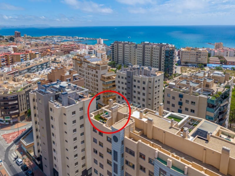 3 quarto Penthouse para venda em El Campello com piscina garagem - 675 000 € (Ref: 9855316)