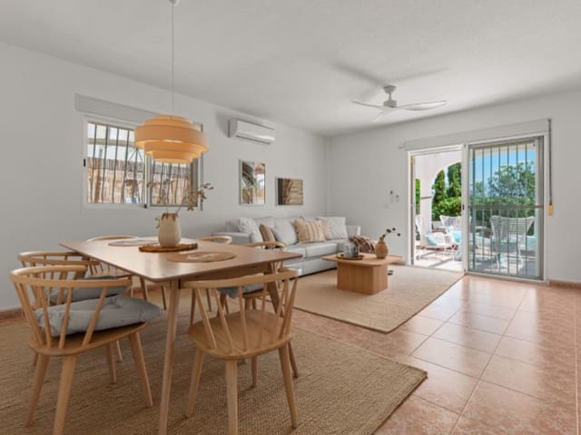 3 sovrum Villa till salu i El Campello med pool - 549 000 € (Ref: 9892414)