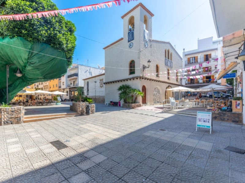 3 slaapkamer Villa te koop in Cumbre del Sol met zwembad - € 1.378.000 (Ref: 9894472)