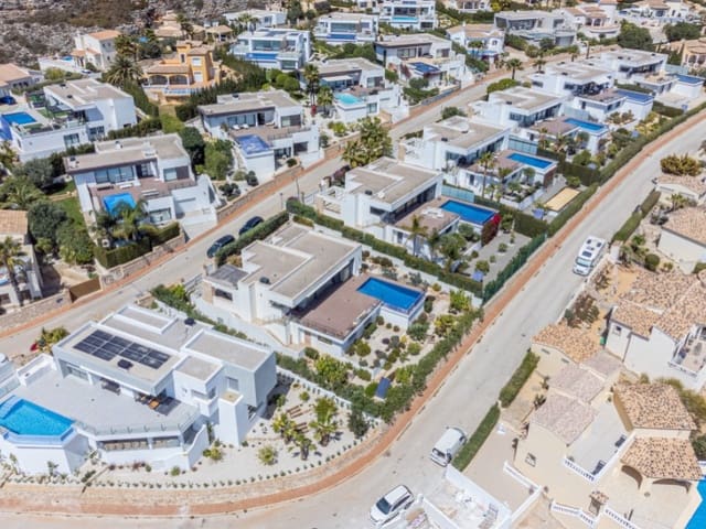 4 soverom Villa til salgs i Cumbre del Sol, Benitachell / Benitatxell med svømmebasseng - € 1 850 000 (Ref: 9936082)