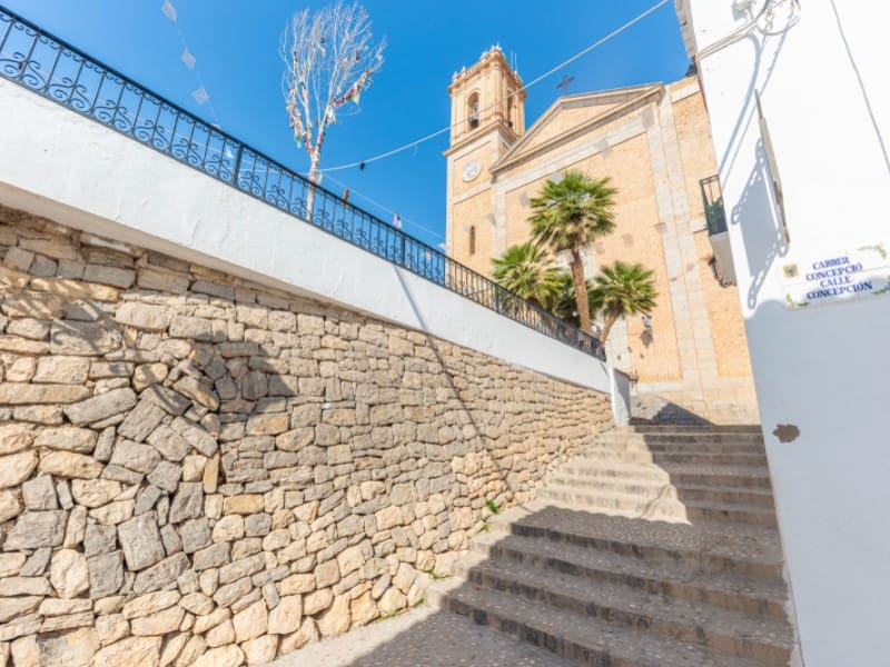 4 sypialnia Willa na sprzedaż w Altea z basenem garażem - 2 349 000 € (Ref: 9936083)