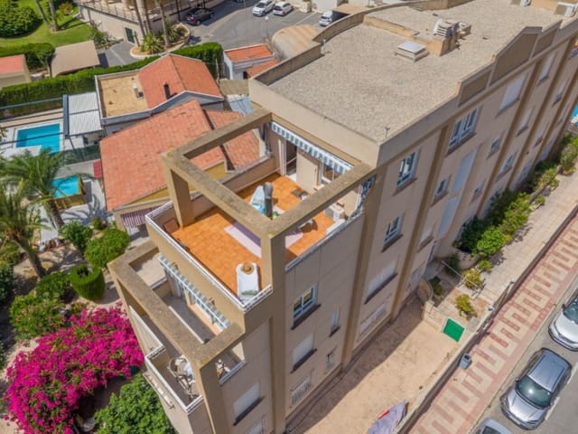 2 soverom Penthouse til salgs i El Campello med garasje - € 375 000 (Ref: 9939668)