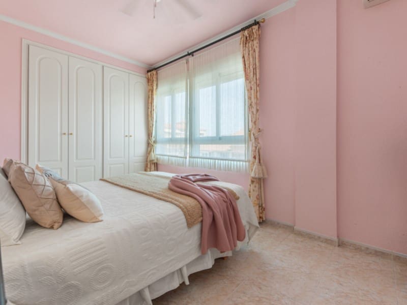 2 soveværelse Penthouse til salg i El Campello med garage - € 375.000 (Ref: 9939668)