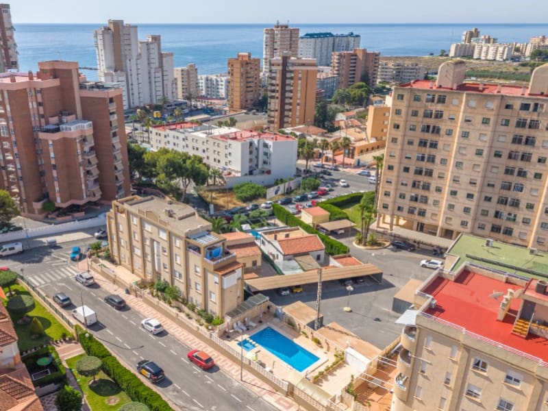 2 soveværelse Penthouse til salg i El Campello med garage - € 375.000 (Ref: 9939668)