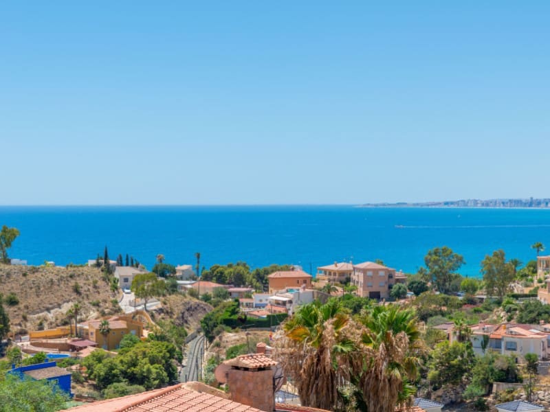 Chalet de 3 habitaciones en El Campello en venta con garaje - 789.000 € (Ref: 9959450)
