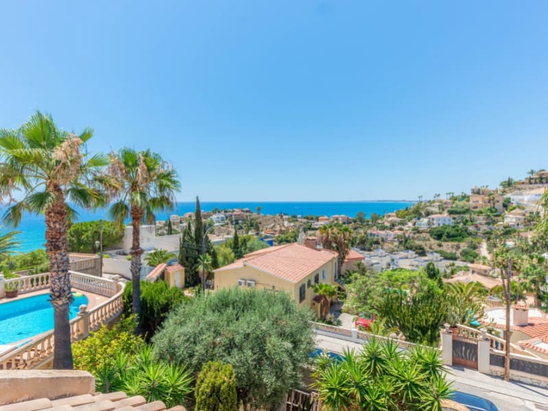 Chalet de 3 habitaciones en El Campello en venta con garaje - 789.000 € (Ref: 9959450)