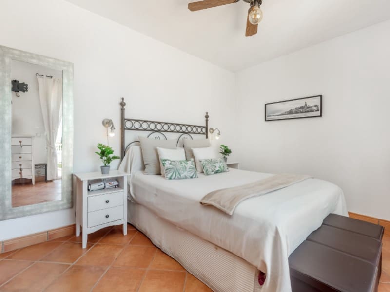 Chalet de 3 habitaciones en El Campello en venta con garaje - 789.000 € (Ref: 9959450)
