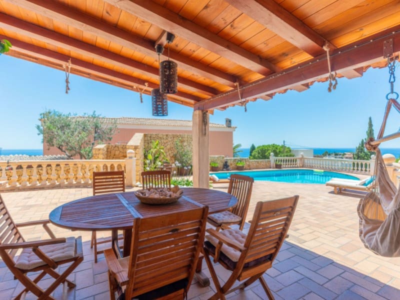 Chalet de 3 habitaciones en El Campello en venta con garaje - 789.000 € (Ref: 9959450)