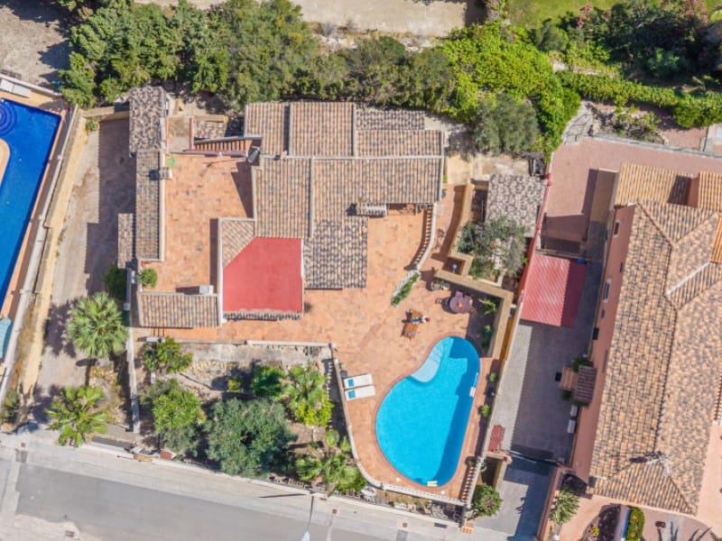 Chalet de 3 habitaciones en El Campello en venta con garaje - 789.000 € (Ref: 9959450)