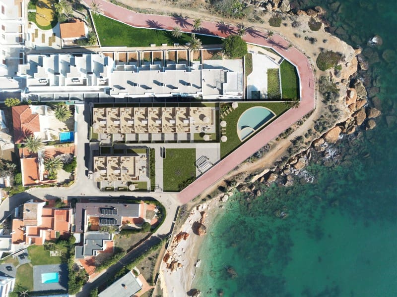 4 soveværelse Rækkehus til salg i Vinaros med swimmingpool garage - € 360.000 (Ref: 8314326)