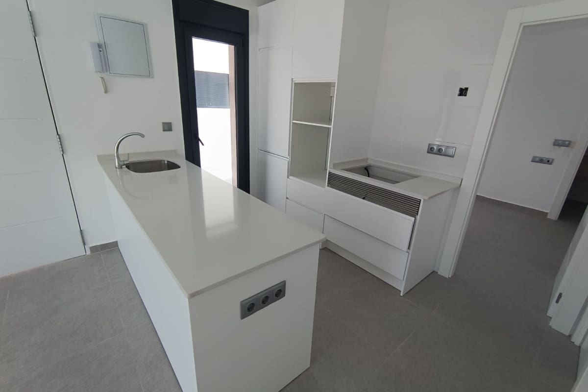3 bedroom Villa for sale in Daya Nueva with pool garage - € 350,000 (Ref: 10106469)