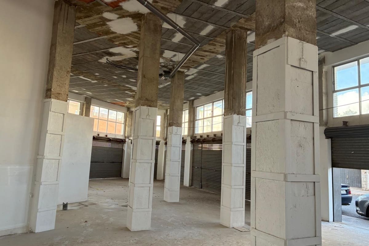 Commerciale in vendita in Almoradi - 300.000 € (Rif: 10163369)