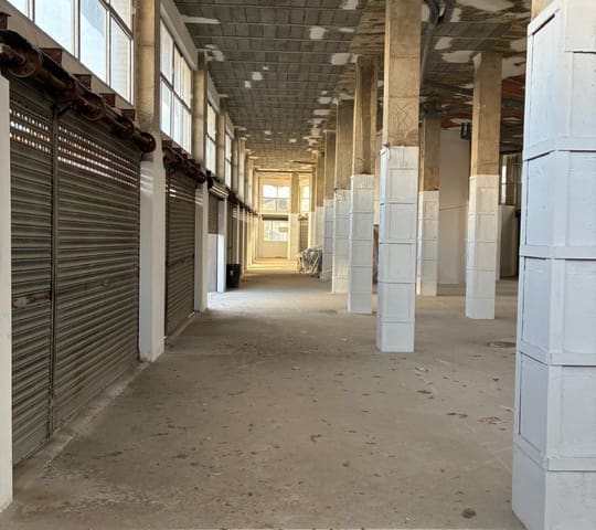 Commerciale in vendita in Almoradí - 300.000 € (Rif: 10163369)