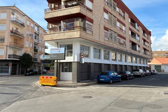 Commerciale in vendita in Almoradí - 300.000 € (Rif: 10163369)