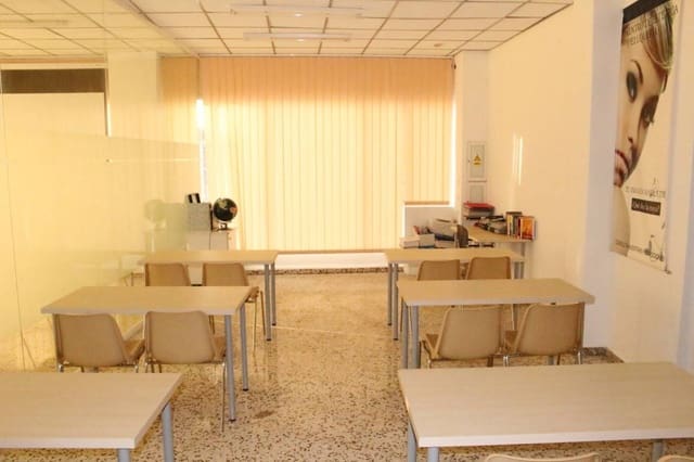 Commercial for sale in Dolores - € 170,000 (Ref: 4005275)