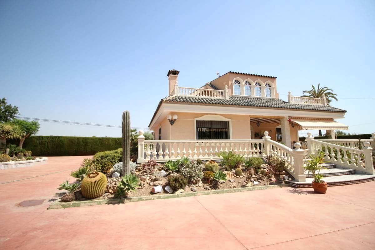 5 bedroom Villa for sale in Elche / Elx - € 490,000 (Ref: 4036425)
