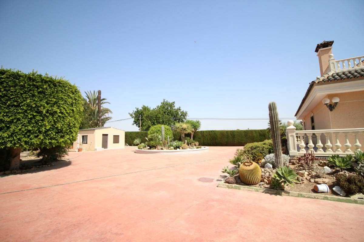 5 bedroom Villa for sale in Elche / Elx - € 490,000 (Ref: 4036425)