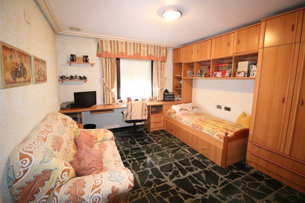 5 bedroom Villa for sale in Elche / Elx - € 490,000 (Ref: 4036425)