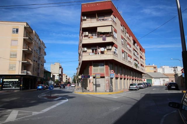 Commercieel te huur in Almoradí - € 1.800 (Ref: 4455612)