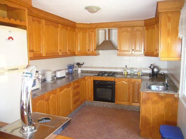 Chalet de 7 habitaciones en Guardamar del Segura en venta con garaje - 1.200.000 € (Ref: 4511140)