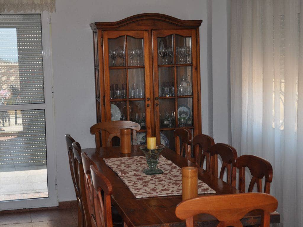 Chalet de 7 habitaciones en Guardamar del Segura en venta con garaje - 1.200.000 € (Ref: 4511140)