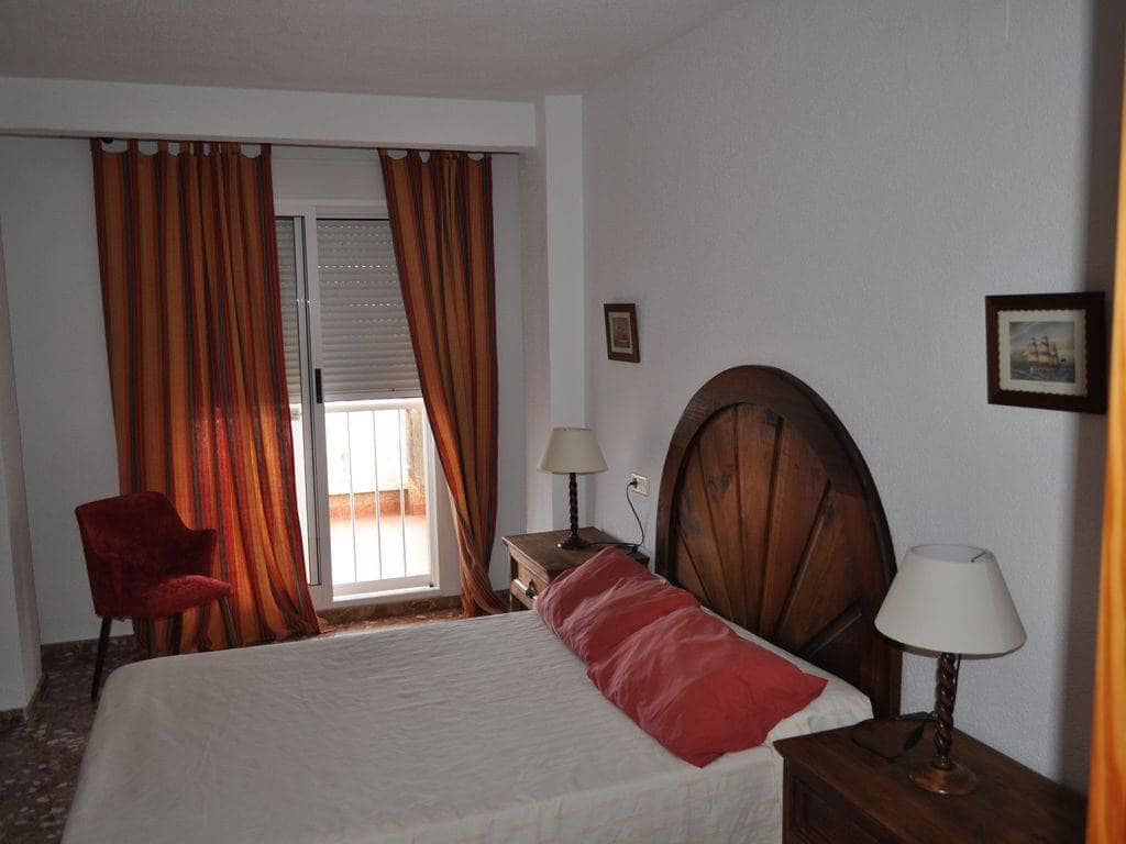 Chalet de 7 habitaciones en Guardamar del Segura en venta con garaje - 1.200.000 € (Ref: 4511140)