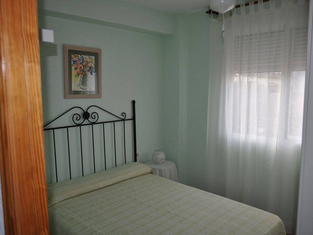 Chalet de 7 habitaciones en Guardamar del Segura en venta con garaje - 1.200.000 € (Ref: 4511140)