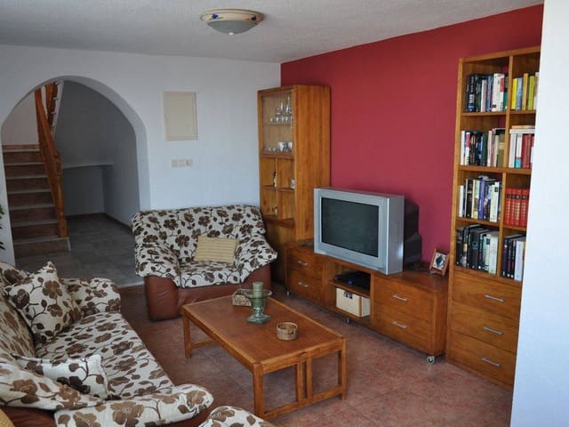 Chalet de 7 habitaciones en Guardamar del Segura en venta con garaje - 1.200.000 € (Ref: 4511140)