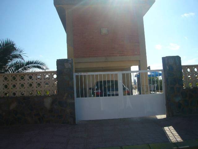 Chalet de 7 habitaciones en Guardamar del Segura en venta con garaje - 1.200.000 € (Ref: 4511140)