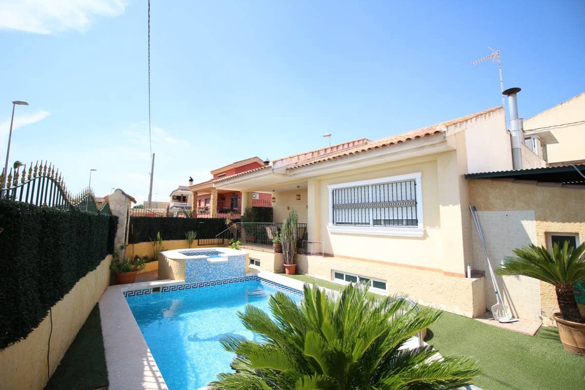 3 soverom Villa til salgs i Almoradi med svømmebasseng garasje - € 280 000 (Ref: 4758233)