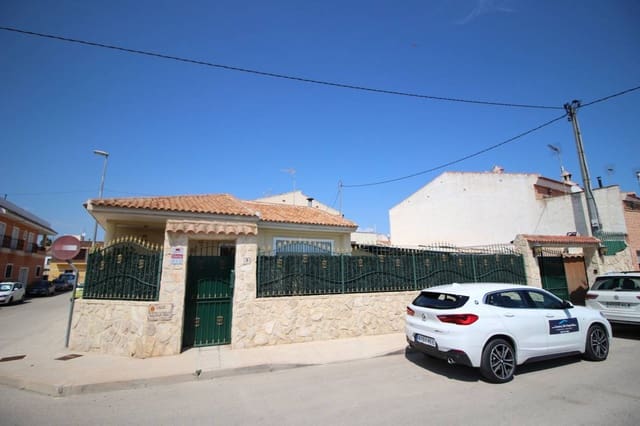 3 bedroom Villa for sale in Almoradí with pool garage - € 280,000 (Ref: 4758233)