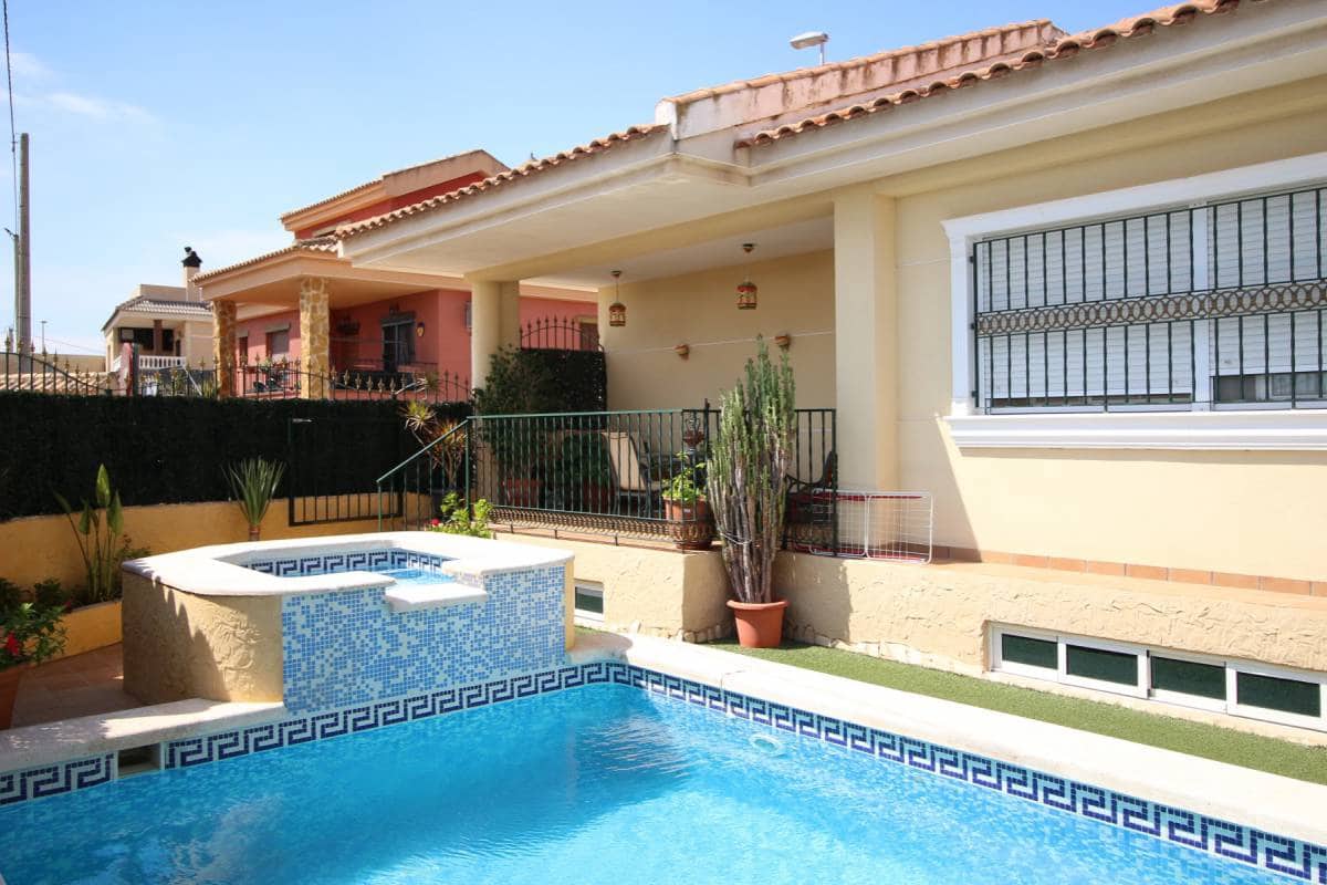 3 soverom Villa til salgs i Almoradi med svømmebasseng garasje - € 280 000 (Ref: 4758233)