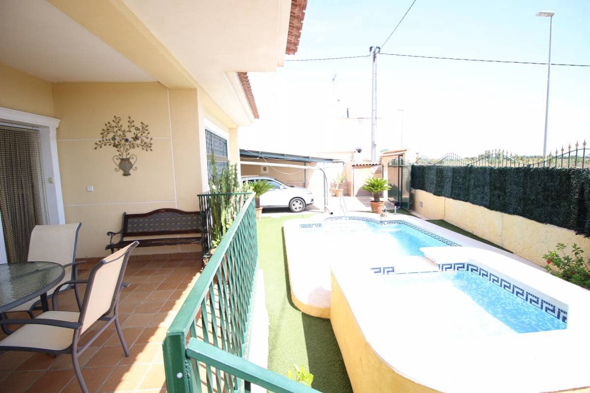 3 soverom Villa til salgs i Almoradi med svømmebasseng garasje - € 280 000 (Ref: 4758233)