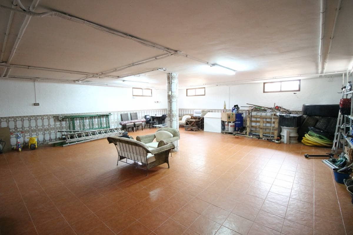 5 bedroom Villa for sale in Dolores with pool garage - € 499,000 (Ref: 5308894)