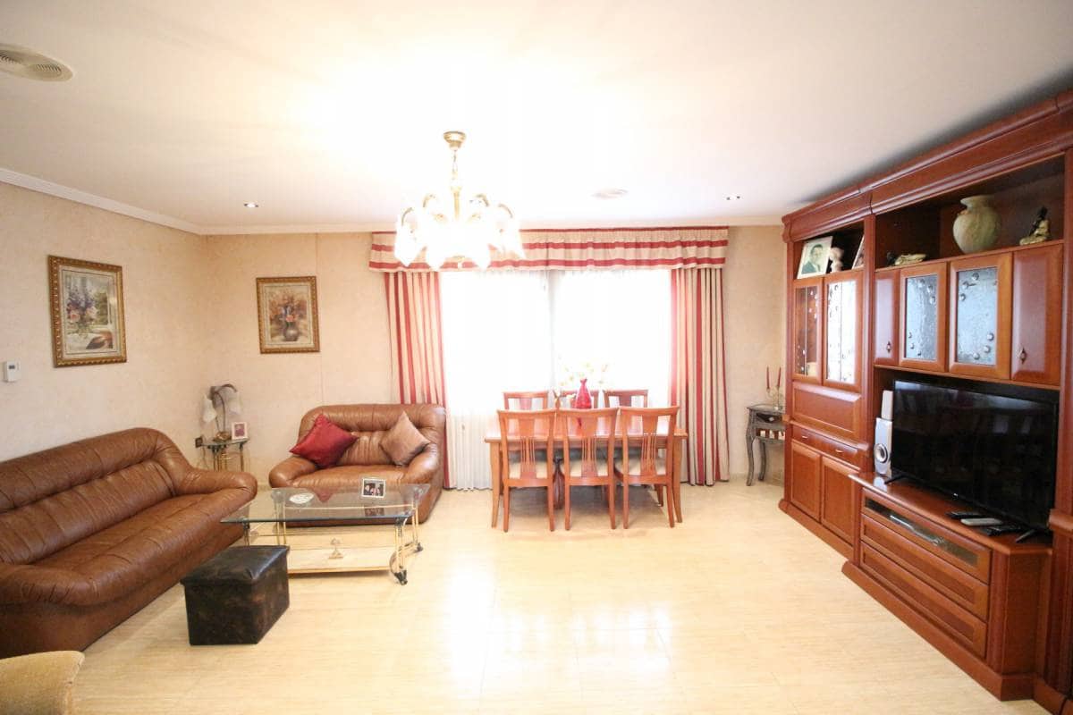 5 bedroom Villa for sale in Dolores with pool garage - € 499,000 (Ref: 5308894)