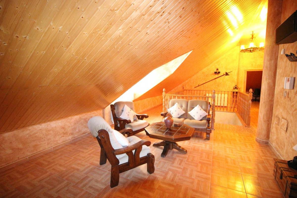 5 bedroom Villa for sale in Dolores with pool garage - € 499,000 (Ref: 5308894)