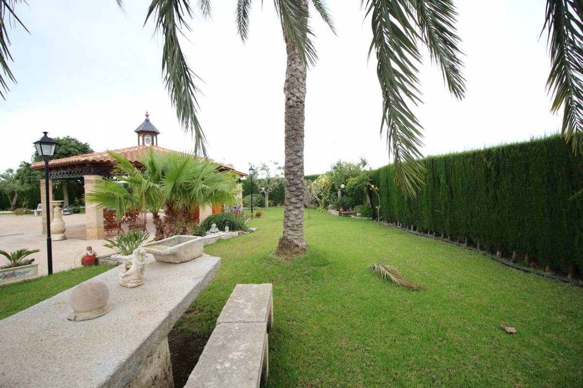 5 bedroom Villa for sale in Dolores with pool garage - € 499,000 (Ref: 5308894)