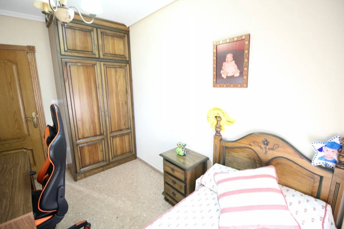 3 makuuhuone Huoneisto myytävänä paikassa Dolores mukana 
autotalli - 159 000 € (Ref: 5382900)