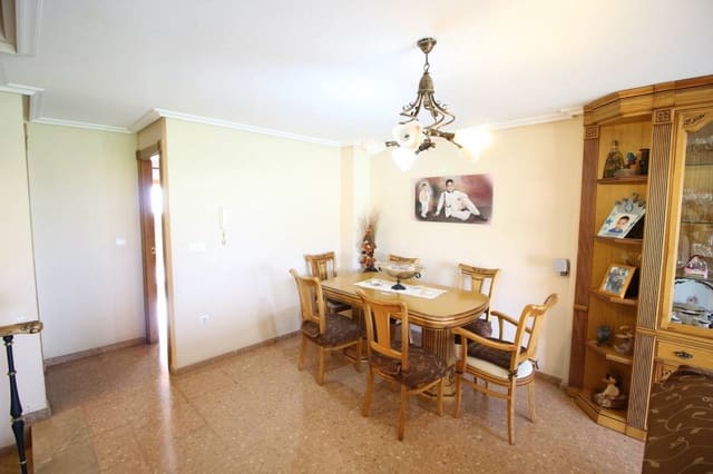 3 makuuhuone Huoneisto myytävänä paikassa Dolores mukana 
autotalli - 159 000 € (Ref: 5382900)