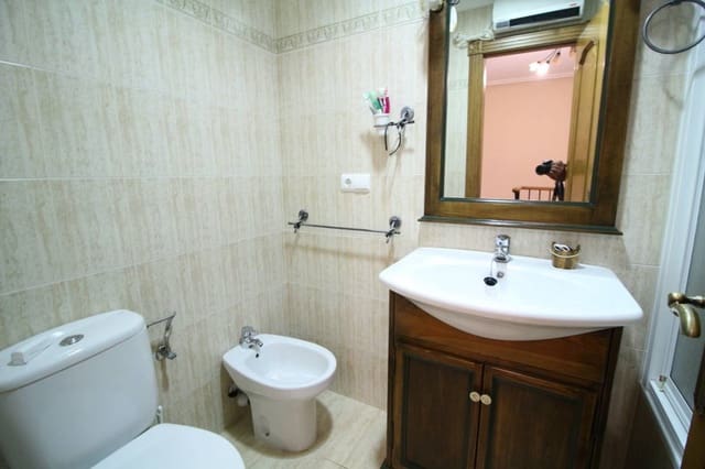 3 makuuhuone Huoneisto myytävänä paikassa Dolores mukana 
autotalli - 159 000 € (Ref: 5382900)