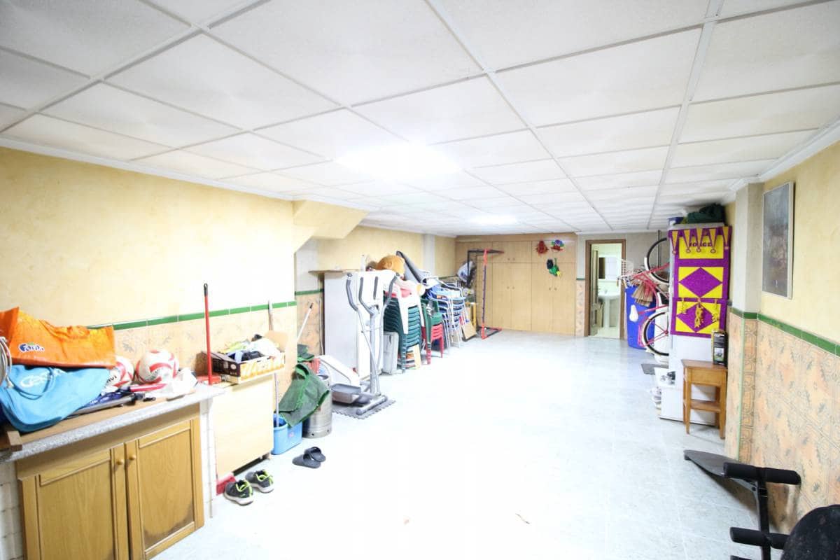 3 makuuhuone Huoneisto myytävänä paikassa Dolores mukana 
autotalli - 159 000 € (Ref: 5382900)