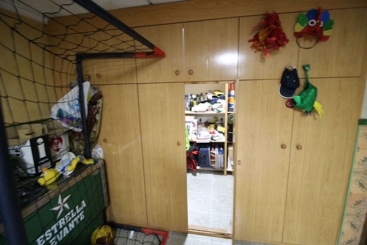 3 makuuhuone Huoneisto myytävänä paikassa Dolores mukana 
autotalli - 159 000 € (Ref: 5382900)