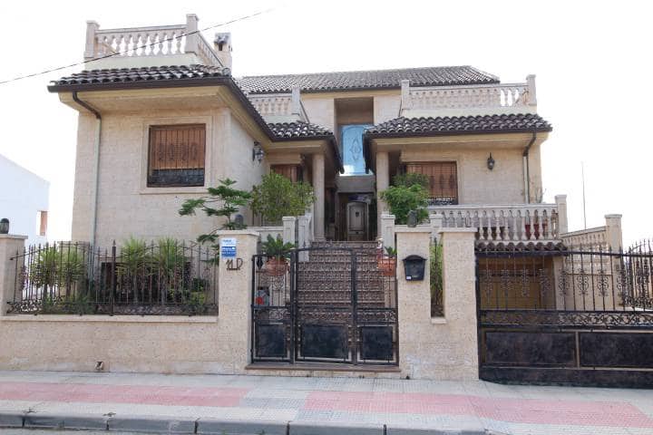 6 slaapkamer Villa te koop in Catral met zwembad garage - € 430.000 (Ref: 5652712)