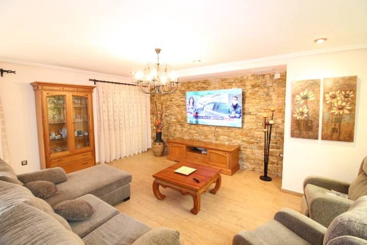 6 slaapkamer Villa te koop in Catral met zwembad garage - € 430.000 (Ref: 5652712)