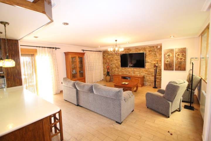 6 slaapkamer Villa te koop in Catral met zwembad garage - € 430.000 (Ref: 5652712)